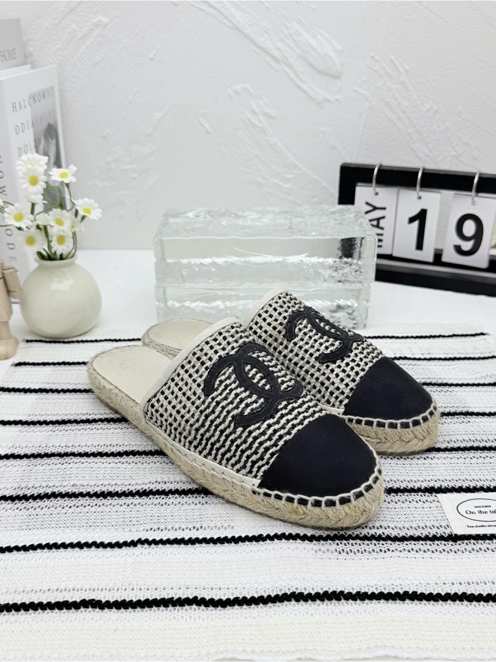 CHANEL Black and Cream Woven Espadrille Mules with Logo - Picture 3 of 6